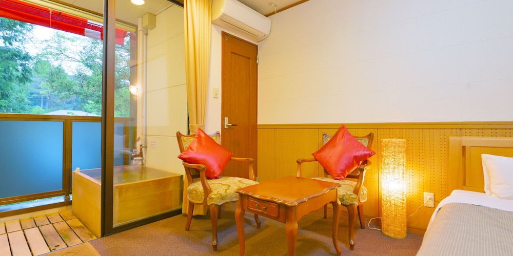 洋室ツインルーム 露天風呂付 禁煙 客室2 | ホテル カジュアルユーロ