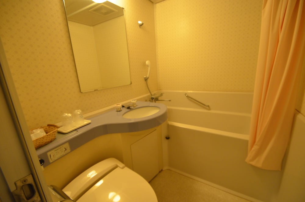 ツインルーム 客室1 | 新樺川観光ホテル