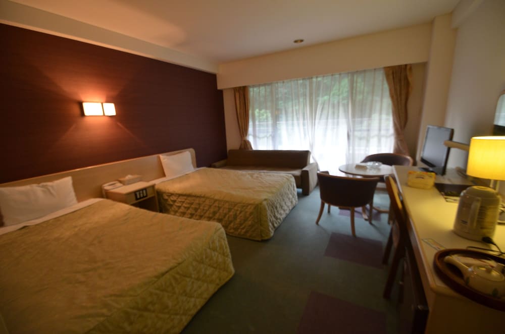 ツインルーム 客室2 | 新樺川観光ホテル