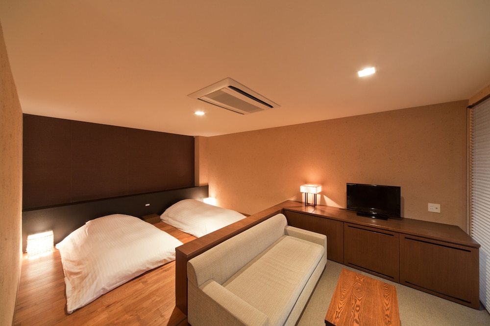 【大人専用】ラグジュアリータワー　デラックスツインルーム　露天風呂付　禁煙 | あうら橘