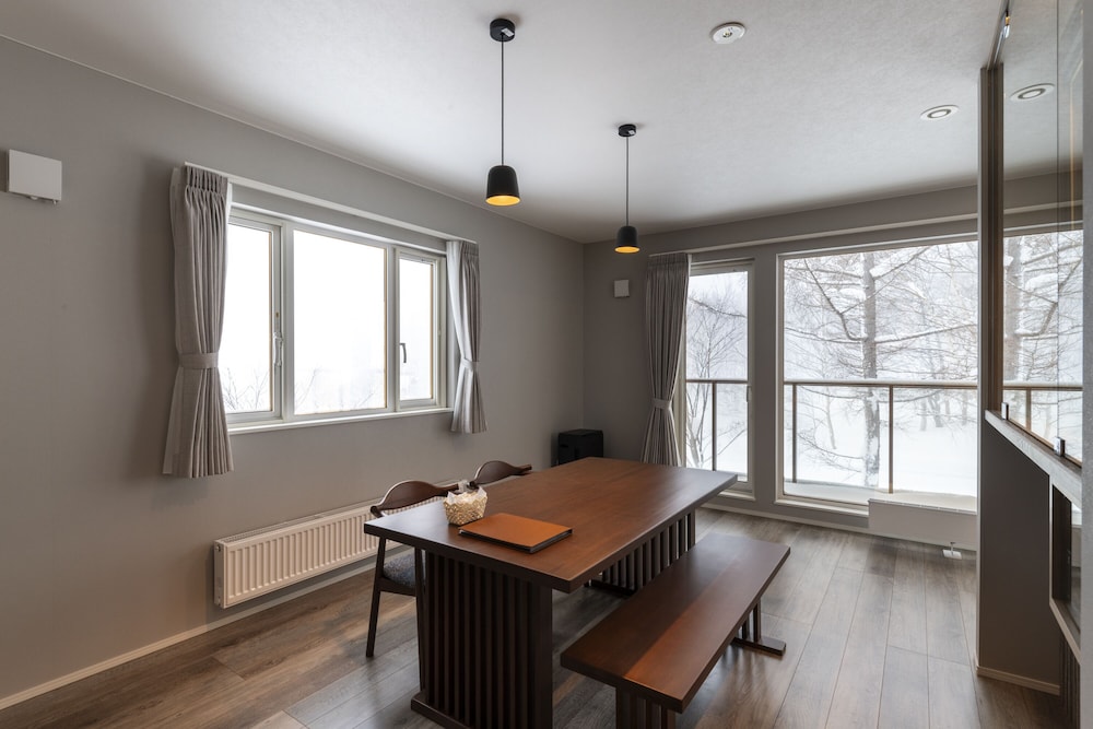 ラグジュアリー ヴィラ リビング エリア34 | LOVES ONLY YOU【Ezo Fuji Foothills】