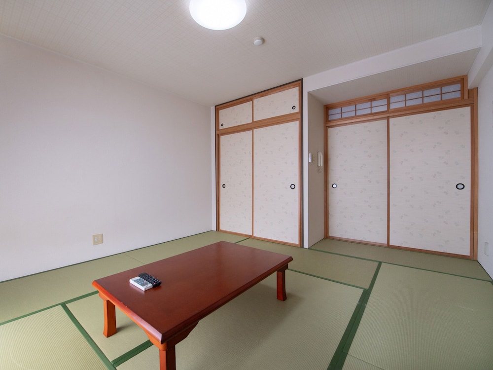 トラディショナル トリプルルーム 禁煙 客室5 | Tabist ホテル山城温泉