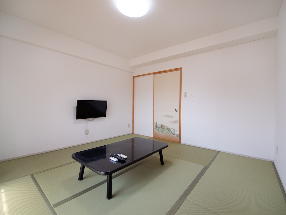 トラディショナル トリプルルーム 禁煙 客室3 | Tabist ホテル山城温泉