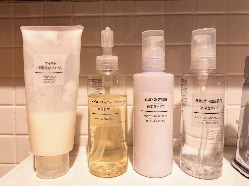 デラックス 4 人部屋 客室11 | 朝日館