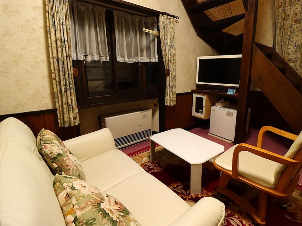 デラックス ツインルーム | ペンションアルマ