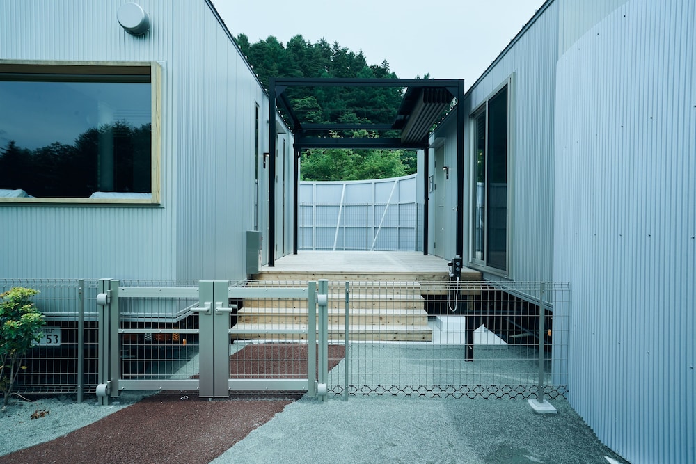 デラックス ヴィラ 禁煙 客室4 | BLANC FUJI