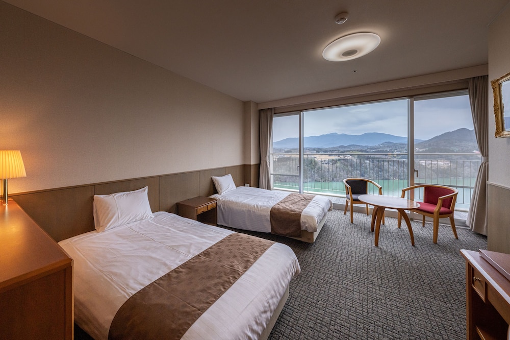 客室1 | 恵那峡温泉ホテル ゆずり葉