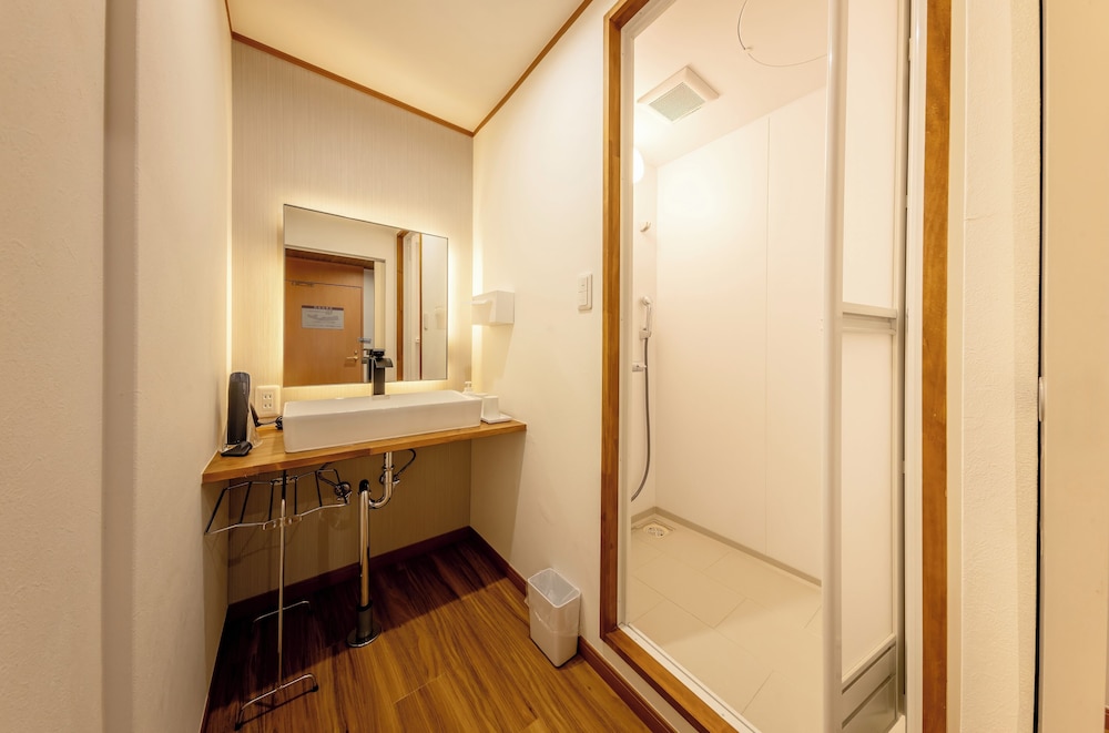 モダン和室＋広縁(34㎡)　※シャワー付 バスルーム0 | 恵那峡温泉ホテル ゆずり葉