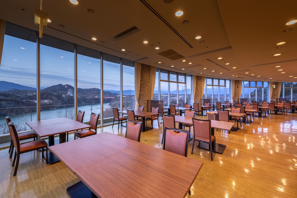 レストラン1 | 恵那峡温泉ホテル ゆずり葉