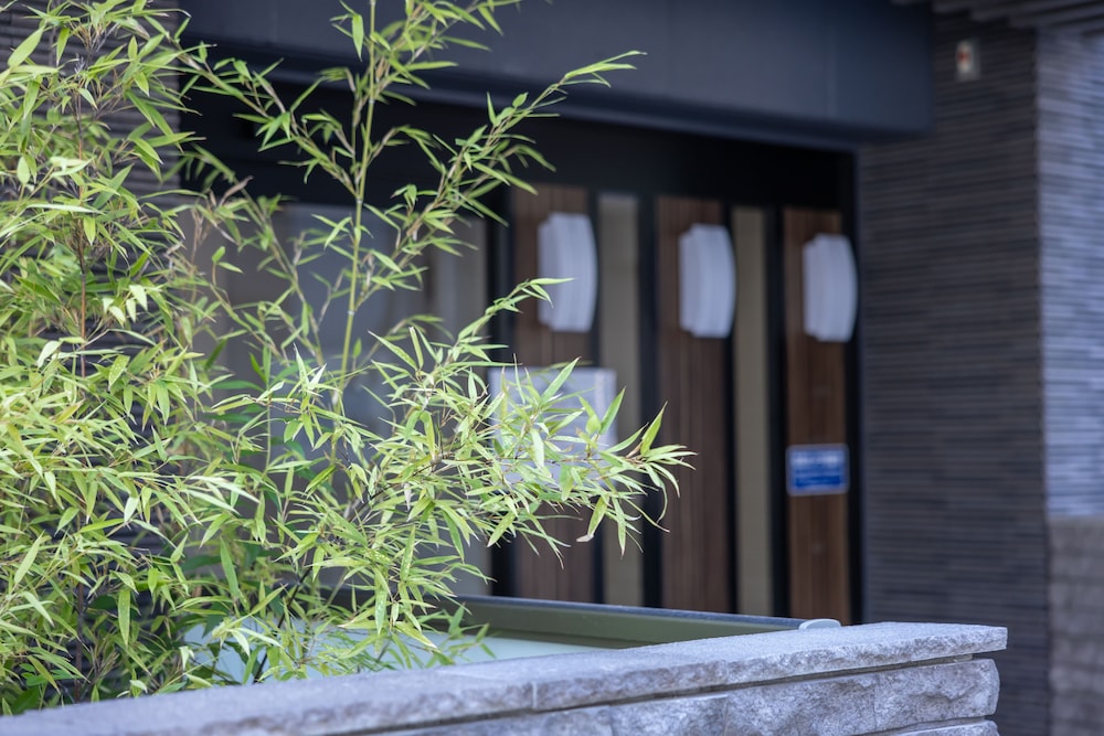 施設の正面1 | H2H 通天閣 施設の正面1 | H2H 通天閣