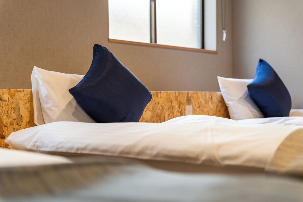 トリプルルーム 禁煙 客室9 | 3U NAMBA MINAMI by DOYANEN