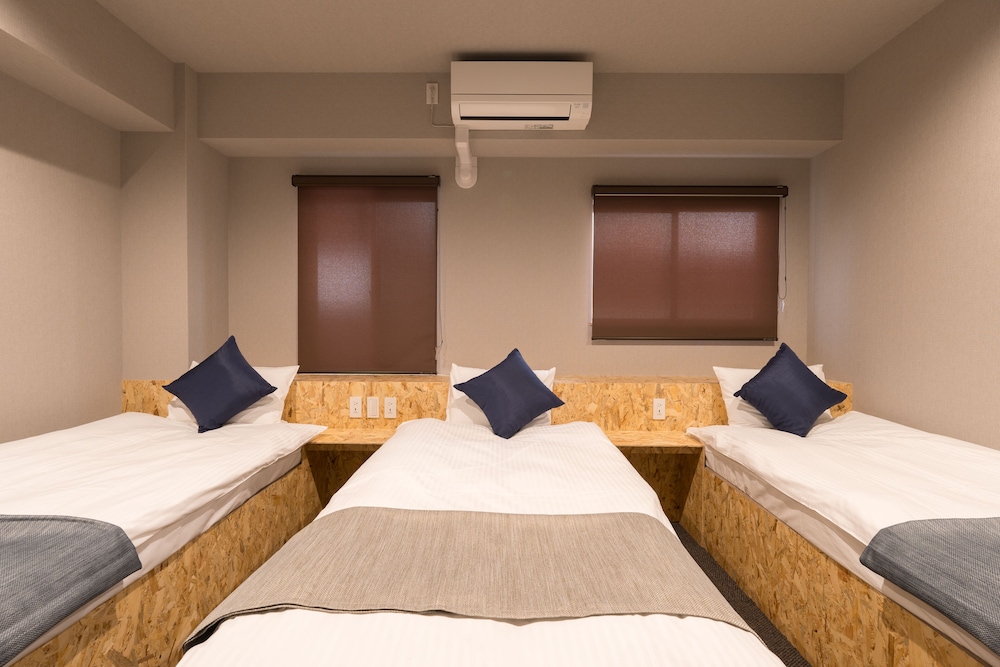 トリプルルーム 禁煙 客室2 | 3U NAMBA MINAMI by DOYANEN