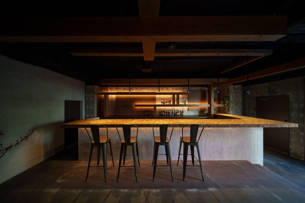 フロント1 | 3U NAMBA MINAMI by DOYANEN