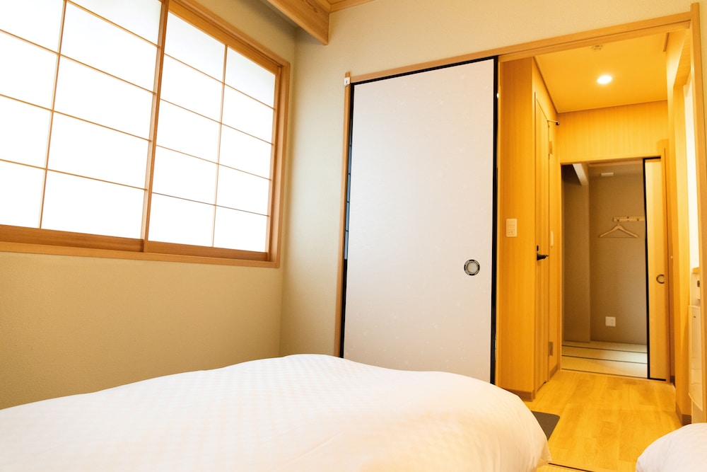 エリート スタジオスイート 客室5 | 初音