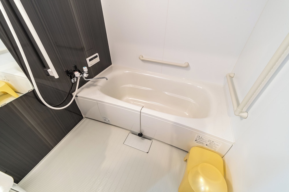 ベーシック シングルルーム バスルーム0 | ホステル祇園 SORA