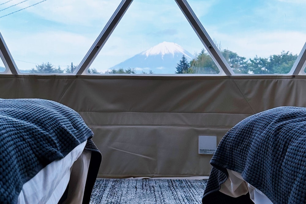 ラグジュアリー シャレー | dots by Dot Glamping Suite