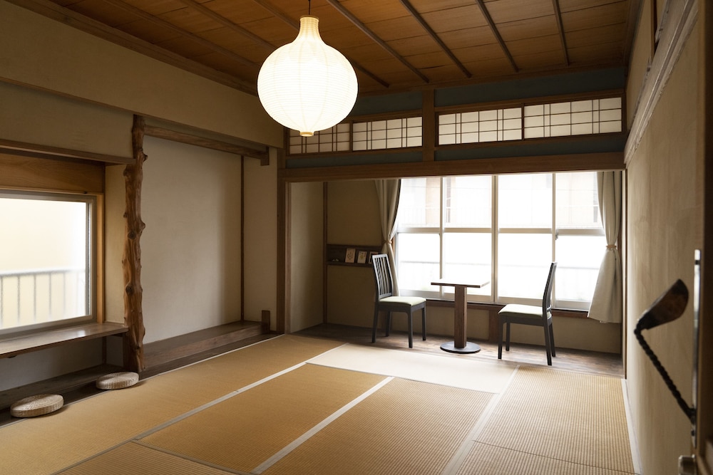 エコノミールーム 客室1 | 南伊豆ローカルローカル