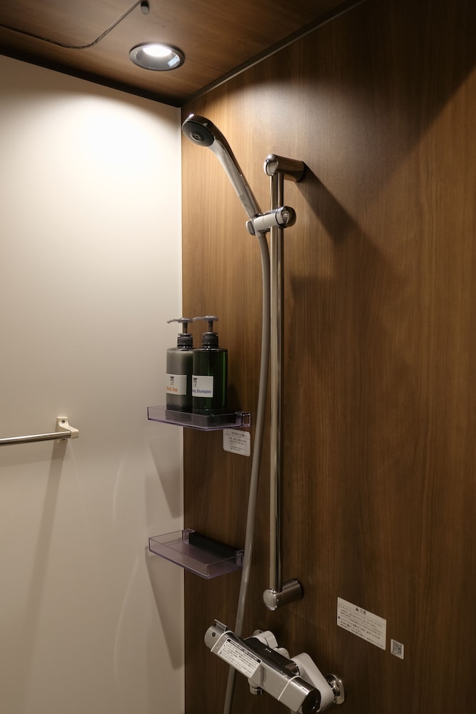 スタジオスイート バスルーム3 | 万雷 HOTEL