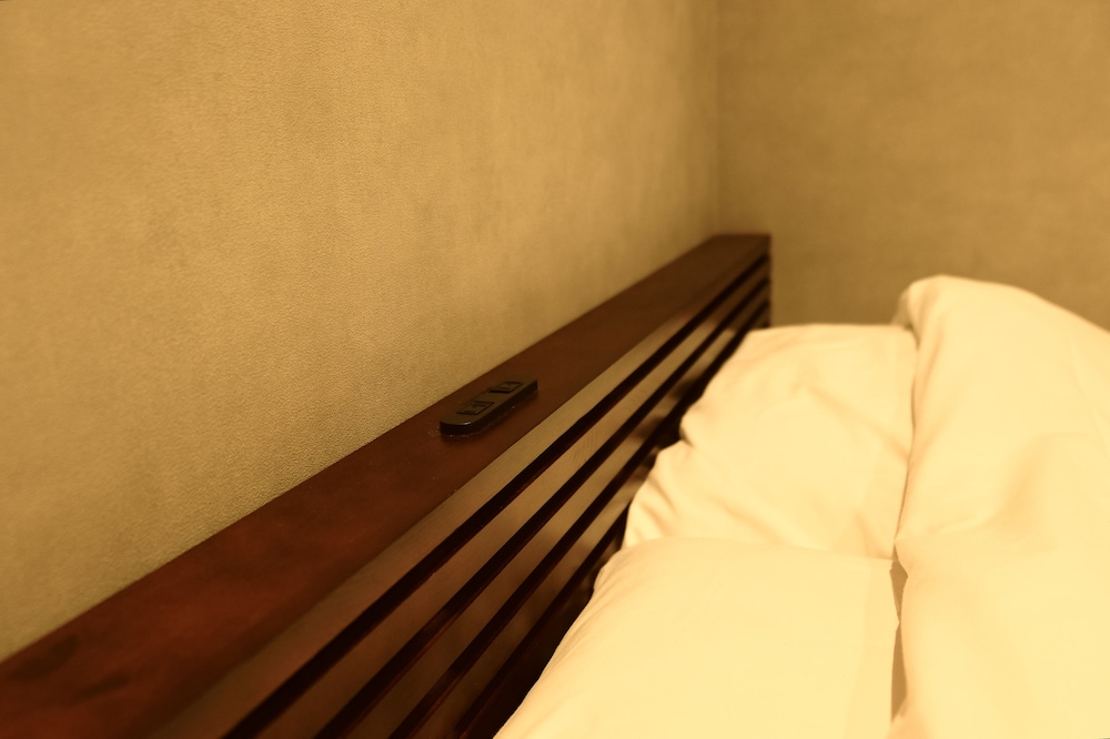 スタンダード ダブルルーム 客室6 | 万雷 HOTEL