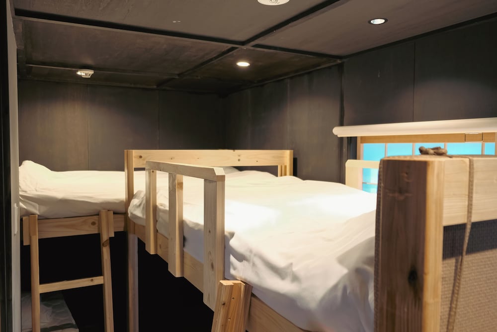 スタジオスイート 客室11 | 万雷 HOTEL