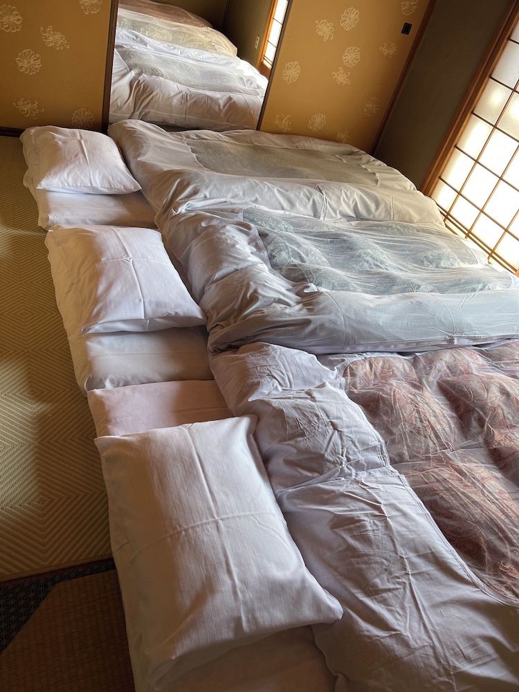 まるい 客室4 | 丸亀の宿 澤食さわい