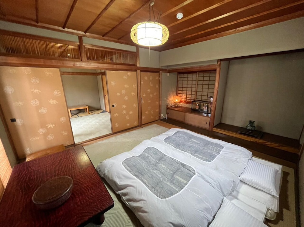 まるい 客室7 | 丸亀の宿 澤食さわい