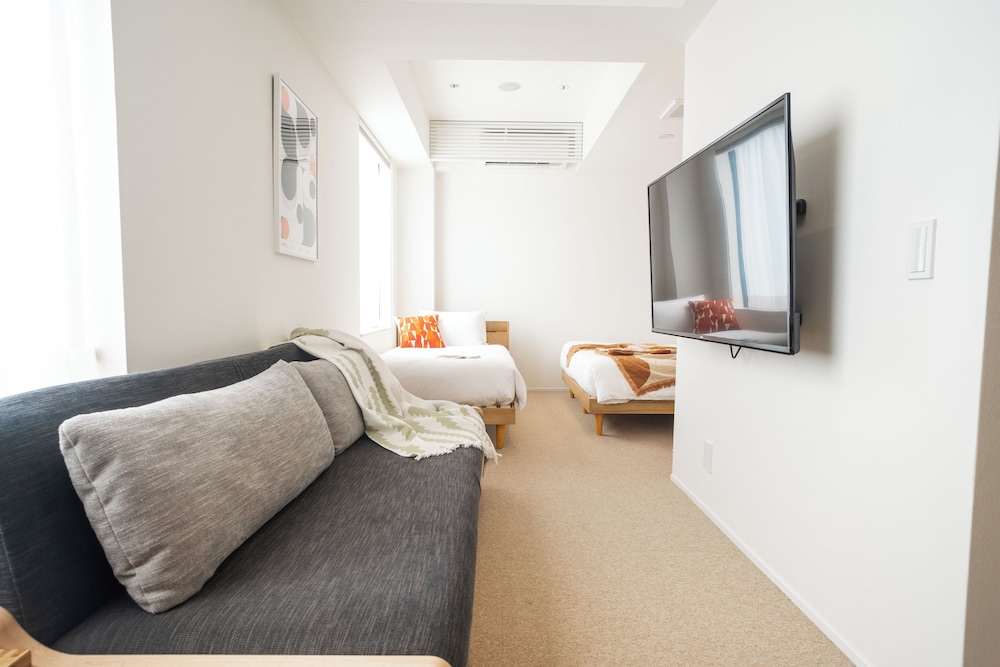 ベーシック スタジオ ベッド (複数台) 禁煙 (Studio 25) リビング エリア1 | KABIN Minamiza