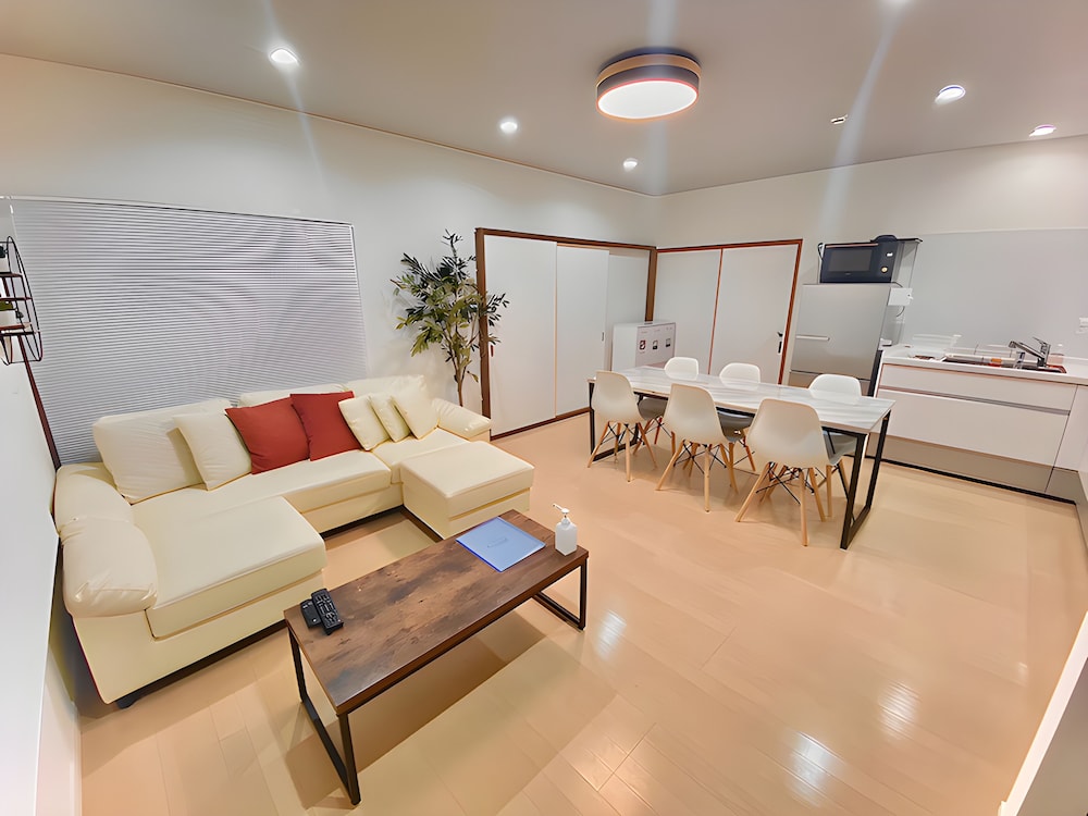 ベーシック ハウス ベッド (複数台) 禁煙 ビーチサイド リビング エリア0 | Eternity Marina HOUSE 御宿