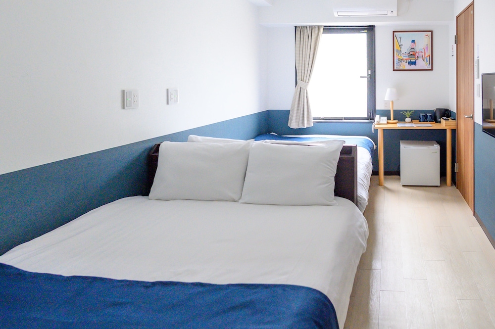 ベーシック 4 人部屋 客室2 | Ueno Woo Hotel