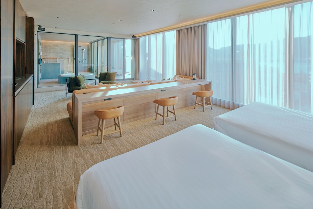 サウナスイート ルーフトップアクセス 禁煙 客室1 | FAV LUX 長崎