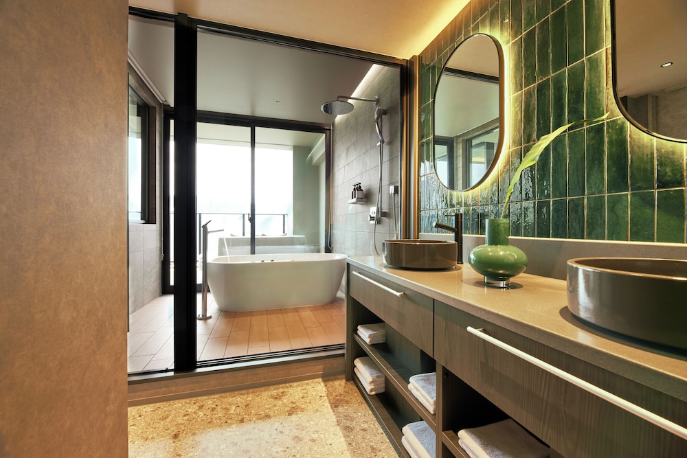 バンクスイート ルーフトップアクセス 禁煙 バスルーム1 | FAV LUX 長崎