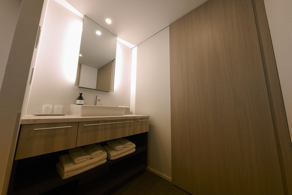 プレミアムツイン 禁煙 バスルーム1 | FAV LUX 長崎