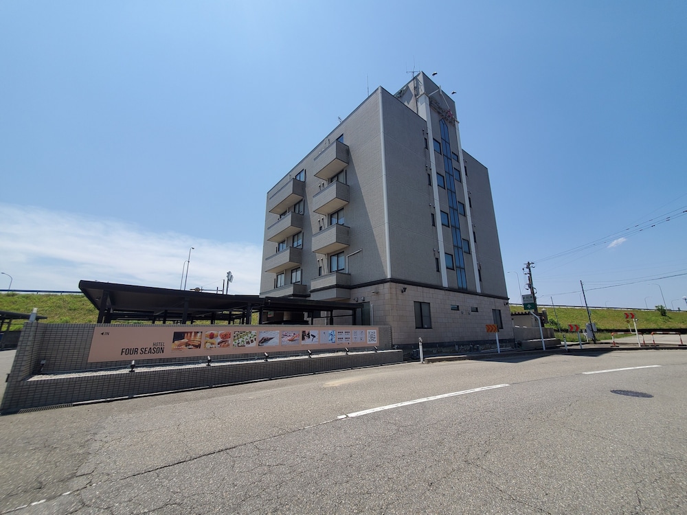 メインイメージ | ホテルフォーシーズン - 大人限定 - メインイメージ | ホテルフォーシーズン - 大人限定 -