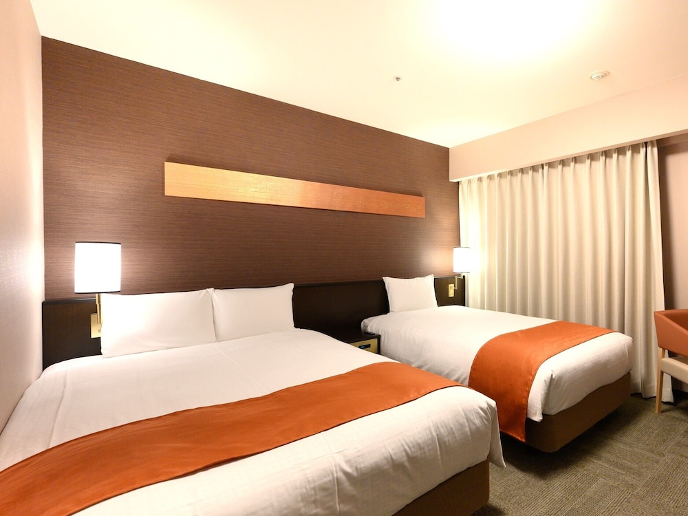 スタンダード ツインルーム | スマイルホテルプレミアム金沢東口駅前