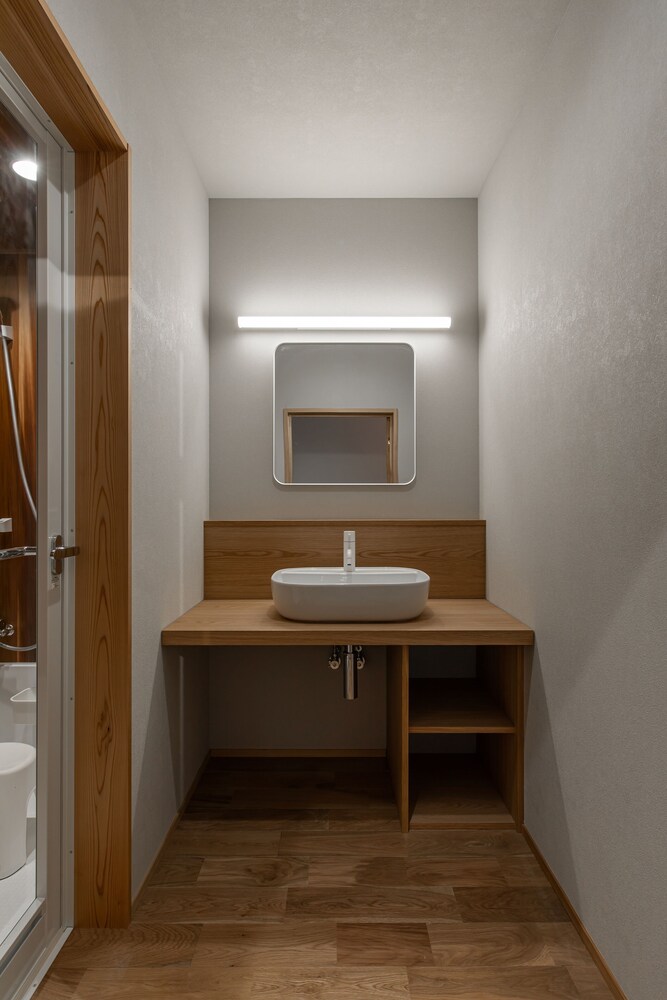 ファミリー 4 人部屋 禁煙 サウナ バスルーム3 | 和乃リトリート ひといき