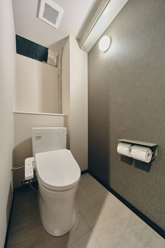 ラグジュアリー スイート 禁煙 シティビュー バスルーム1 | illi Com Shimokitazawa