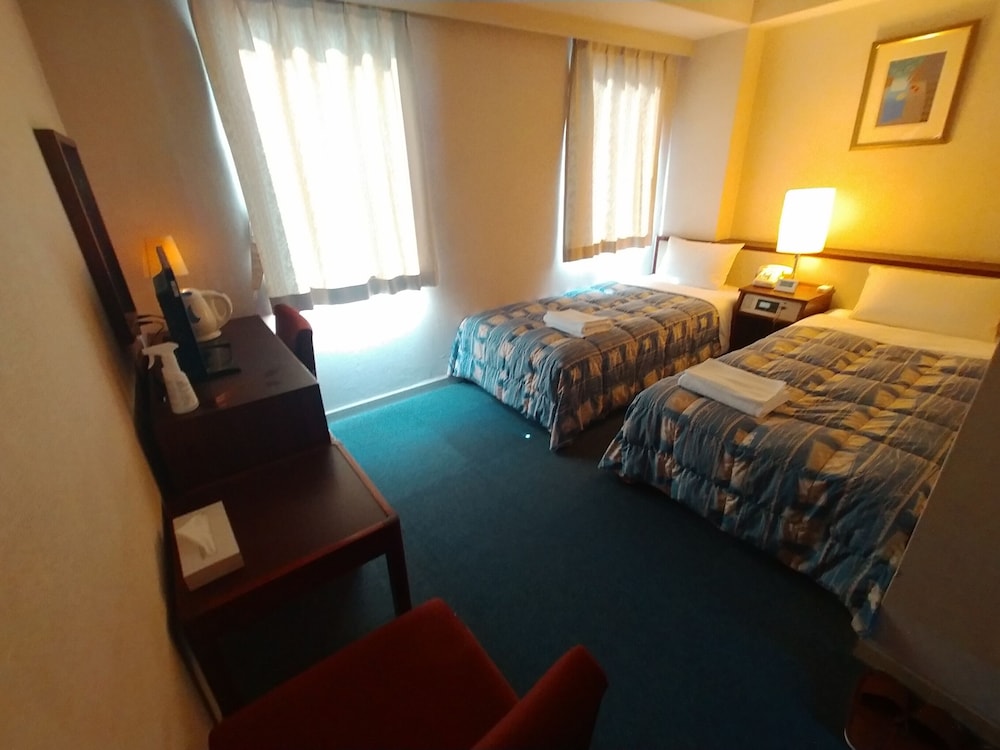デラックス ツインルーム 禁煙 客室1 | ホテル 28 広島