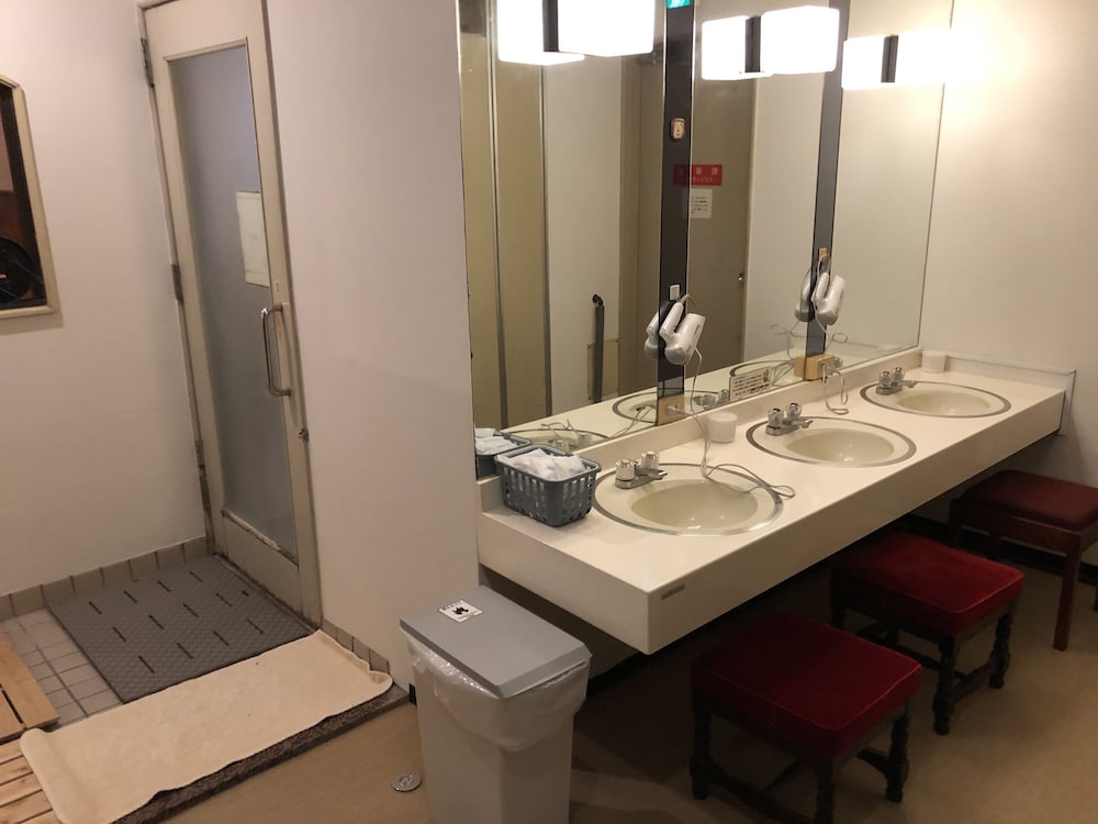 禁煙 和室6畳 バスルーム0 | ホテル 28 広島