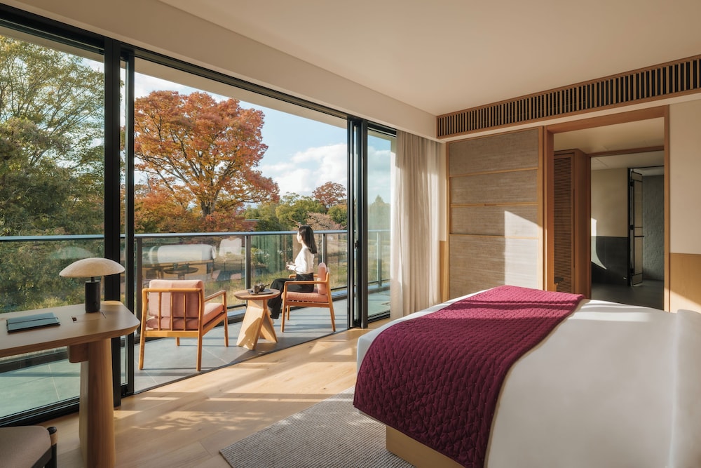 デラックス スイート ガーデンビュー 客室4 | シックスセンシズ京都