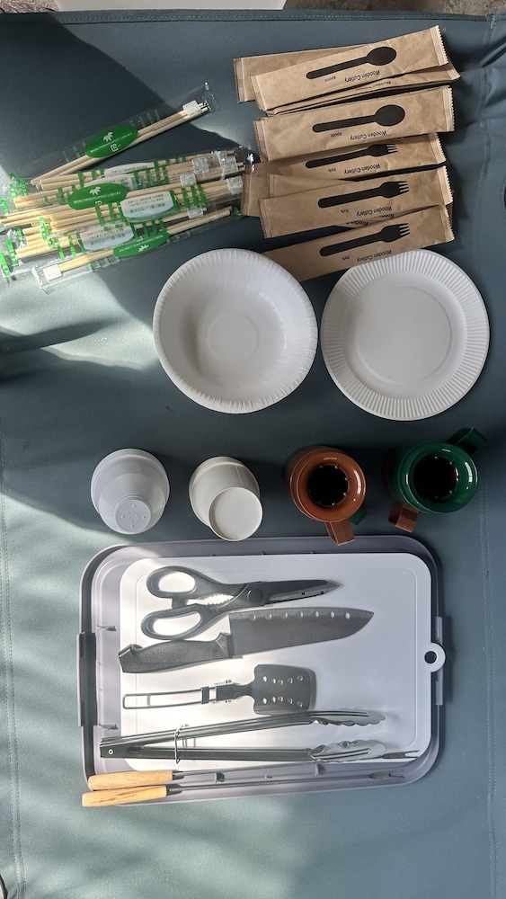 デザイン コテージ 4 ベッドルーム パーシャルレイクビュー ガーデン 専用キッチン0 | ヴィラグランピング S.O.P 富士河口湖