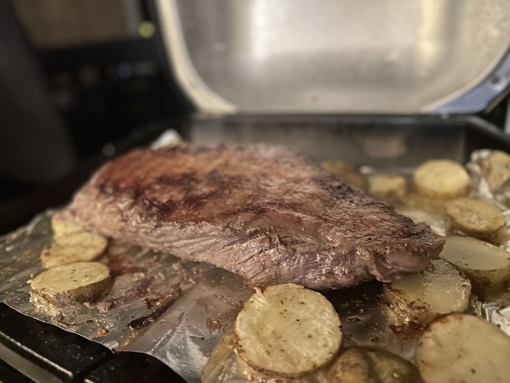 デザイン コテージ 4 ベッドルーム パーシャルレイクビュー ガーデン 客室内のダイニングエリア0 | ヴィラグランピング S.O.P 富士河口湖