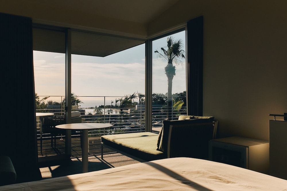 スーペリア ダブルルーム キングベッド 1 台 客室2 | BOTANICAL POOL CLUB