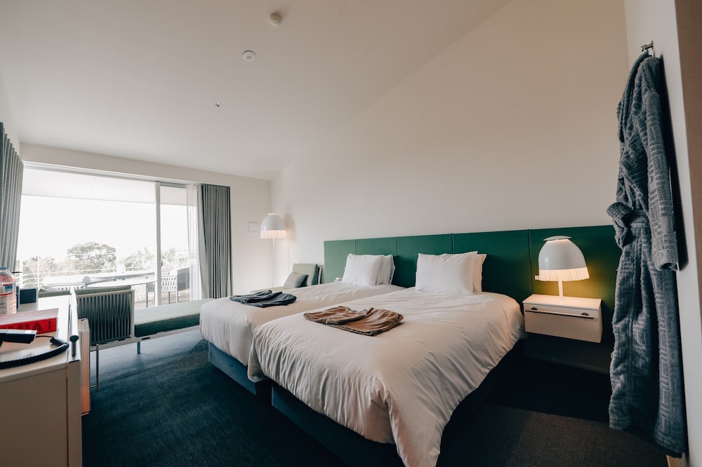 スーペリア ツインルーム シングルベッド 2 台 | BOTANICAL POOL CLUB