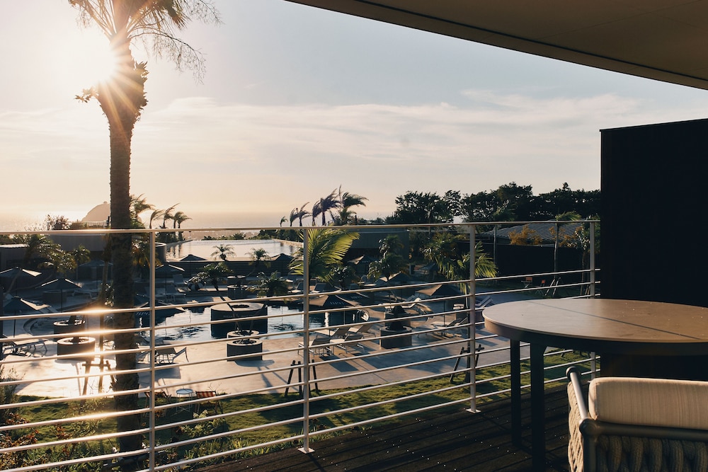 スーペリア ダブルルーム キングベッド 1 台 | BOTANICAL POOL CLUB