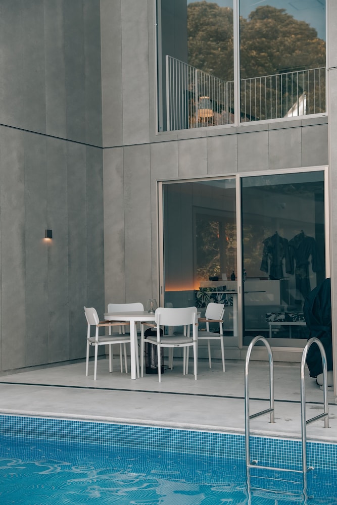 ファミリー トリプルルーム テラス / パティオ2 | BOTANICAL POOL CLUB