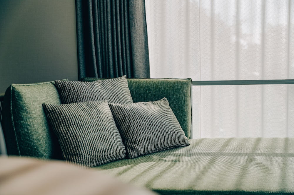 スタンダード ツインルーム シングルベッド 2 台 客室2 | BOTANICAL POOL CLUB