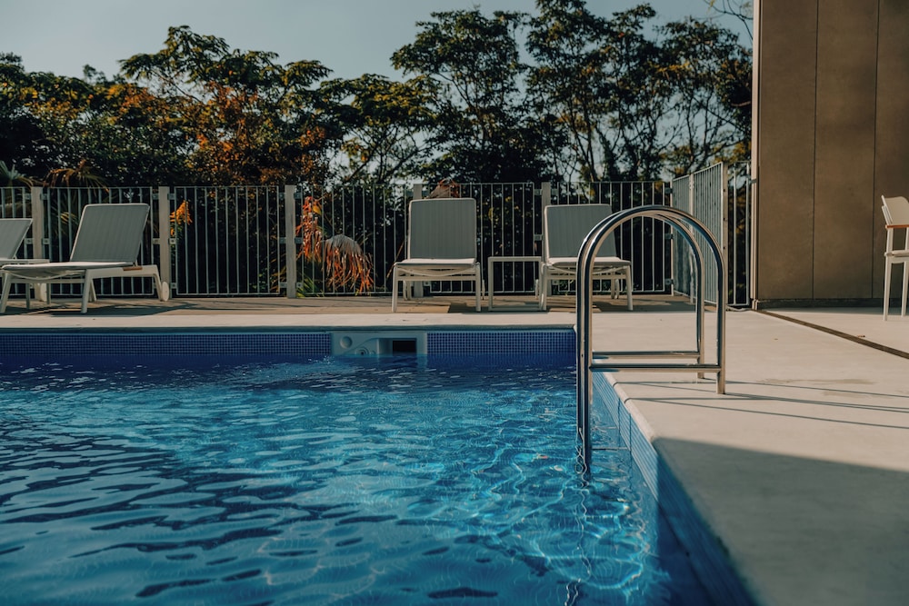 ファミリー トリプルルーム テラス / パティオ1 | BOTANICAL POOL CLUB