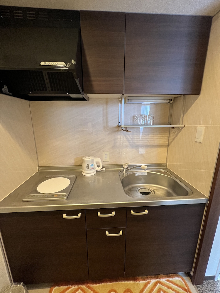 ファミリー スイート 専用キッチン0 | ホテル辰巳倶楽部