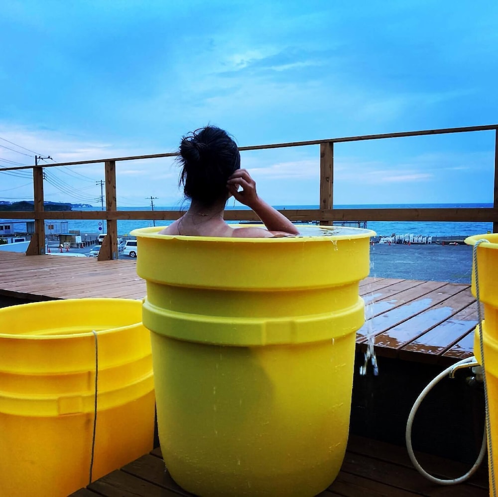 パノラミック ヴィラ テラス / パティオ2 | 絶景シーサイドナハマ