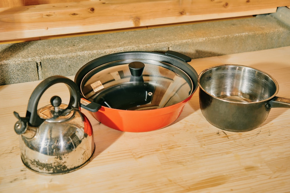 パノラミック ヴィラ 専用キッチン1 | 絶景シーサイドナハマ